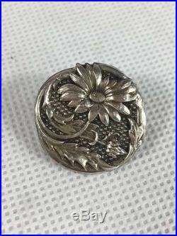 Antique Henry Matthews 1902 Cased Set Of Six Solid Silver Art Nouveau Buttons