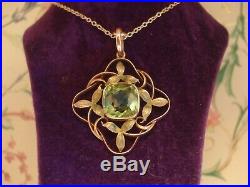 Beautiful Antique Art Nouveau 9CT Gold Peridot Gemstone Set Pendant Necklace