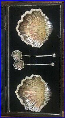 Cased Set Of Solid Silver Open Shell Salts + Matching Spoons Chester 1910 A949