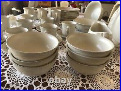 Pfaltzgraff Heirloom (Retired) Stoneware Dinnerware Set 33 Pieces