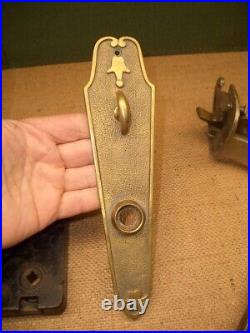VINTAGE ART NOUVEAU BRASS DOOR HANDLE With BACKPLATE SKILLMAN DOOR LOCK SET 1930's